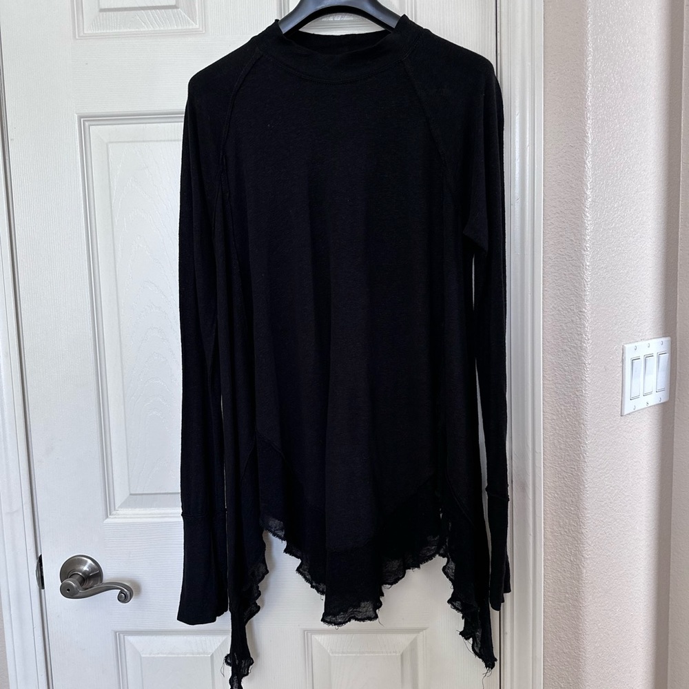 Free People black long sleeve tunic top with raw edges size small - Picture 6 of 15